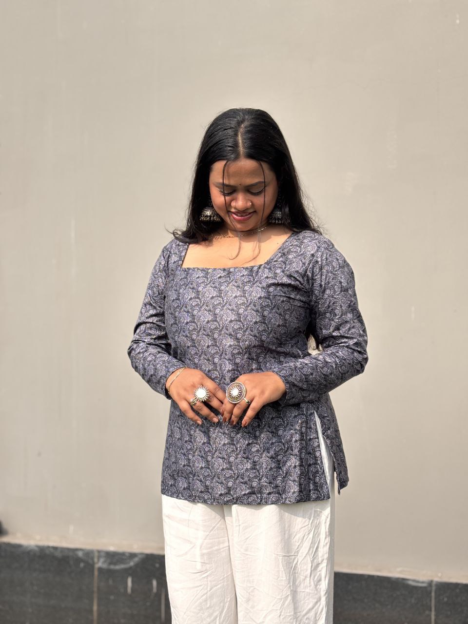 MYRA Noir Swirll Kurti