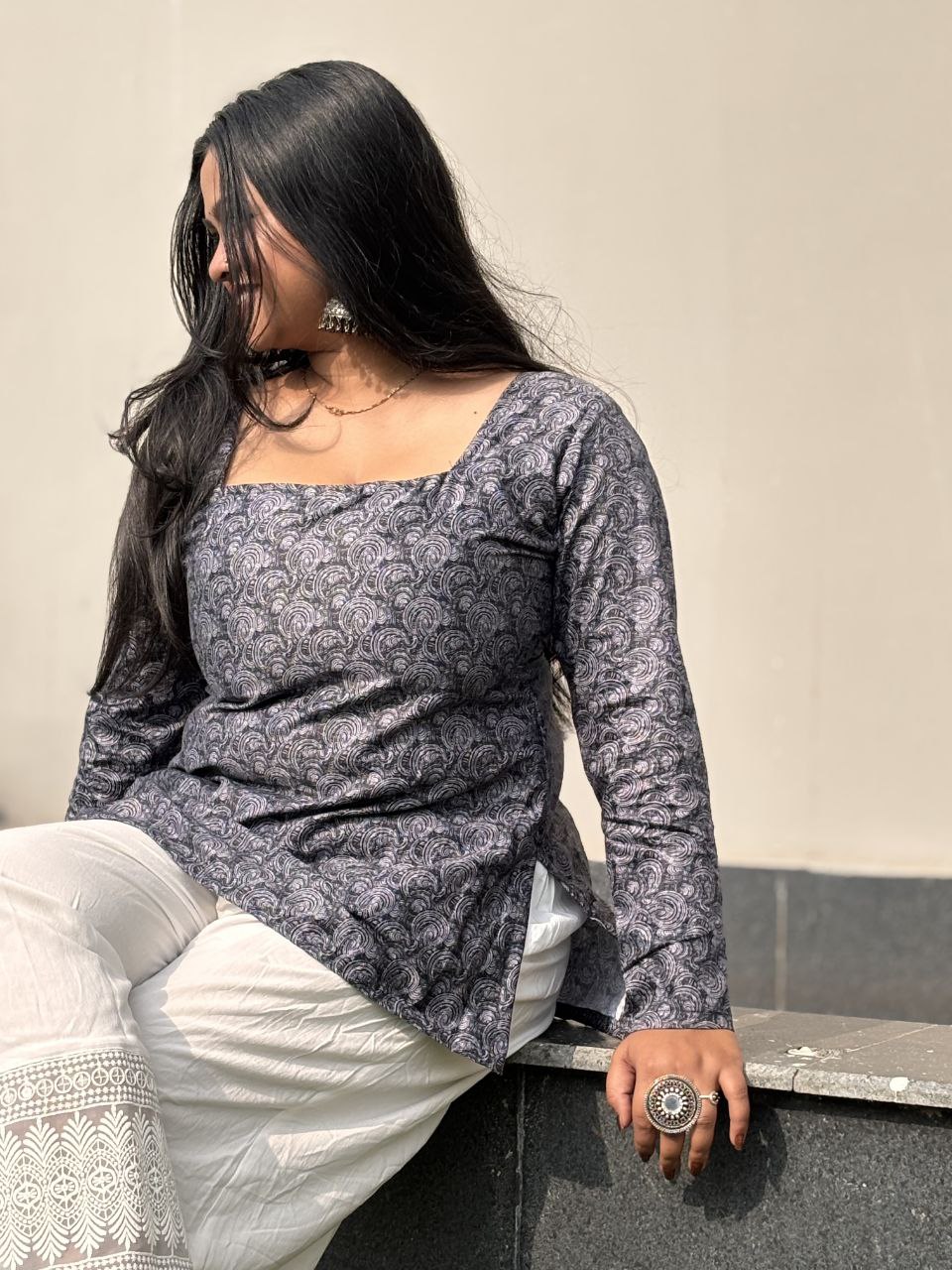 MYRA Noir Swirll Kurti